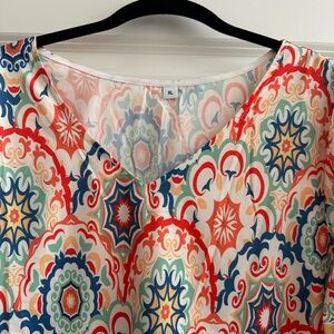 Women’s colorful dress in size XL